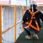 How to Master the Art of Roof Safety with a Harness